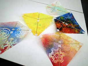 紋切りヒシ凧の写真