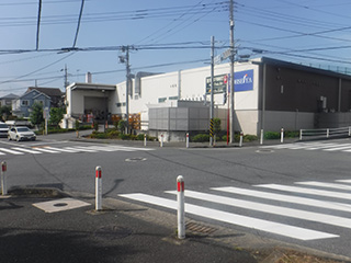 北西側未整備(巻込部)の写真