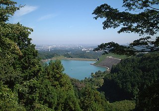 写真：城山湖