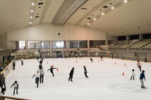 淵野辺公園アイススケート場（銀河アリーナ）メインリンク（2023年11月撮影分）の拡大写真を表示