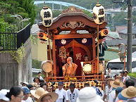 藤野の祭りの拡大写真を表示