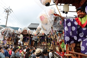 つくい中野夏祭りの様子写真