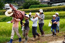 写真：地域全体で大切に（二宮純一さん）