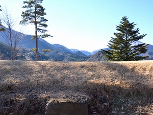 写真：青根防空監視哨跡2