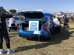 燃料電池自動車展示の様子