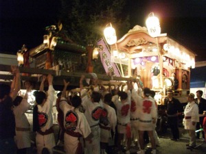 藤野の祭りの様子の写真