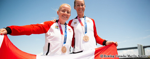 カナダ代表ボートチーム女子ペアの写真