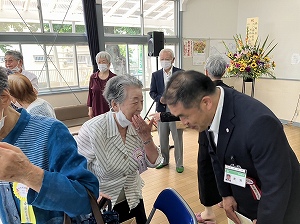 祝祭感に包まれた様子　写真