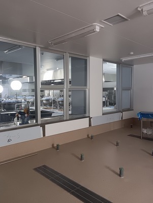建物内部の施工状況（8月）の写真