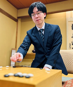 芝野虎丸十段