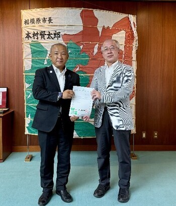 加納　良真　氏